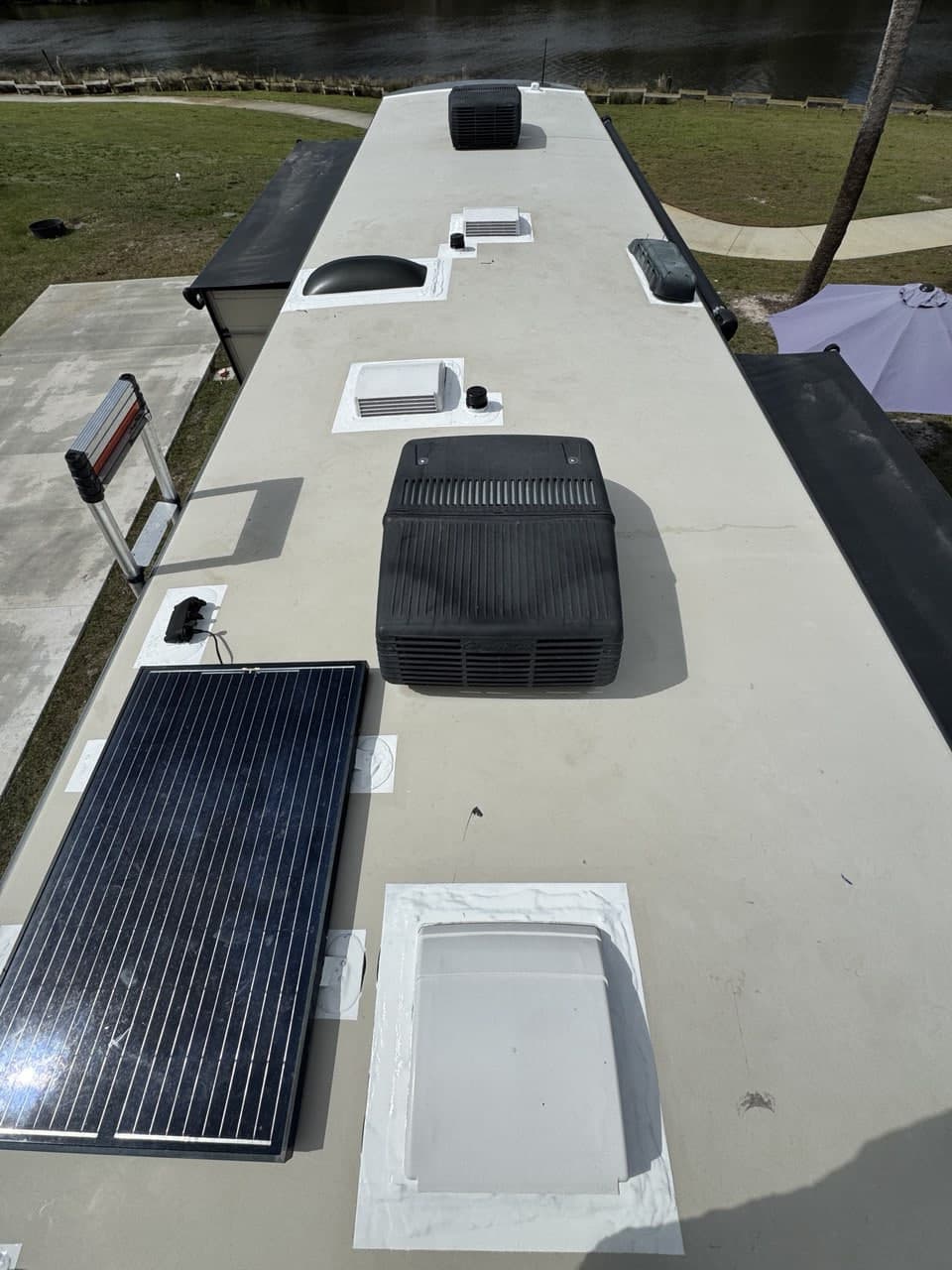 RV roof repair in my area