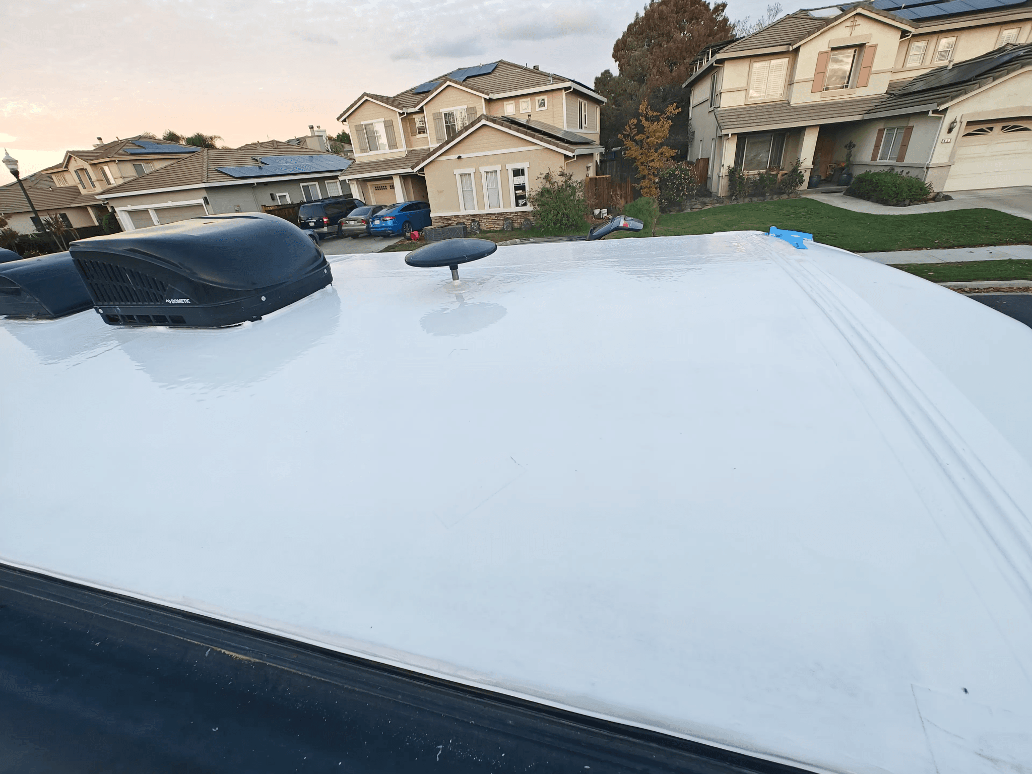 Finished RV front cap sealing